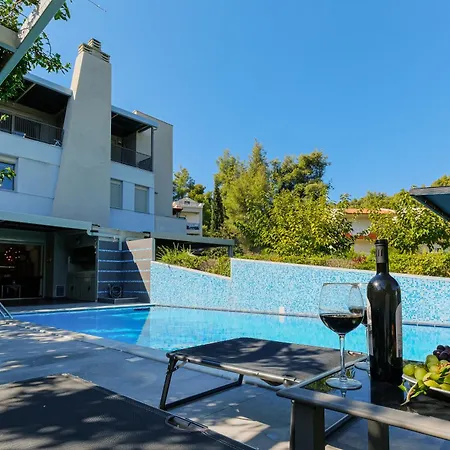 Villa Deluxe Chrousso Pool *