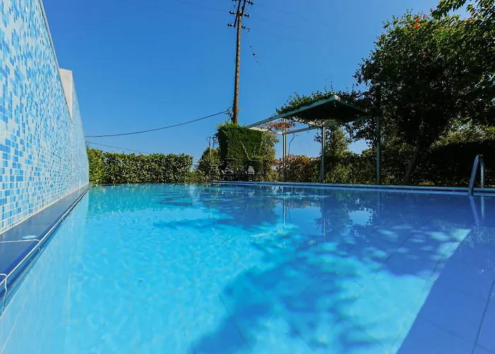 Villa Deluxe Chrousso Pool *