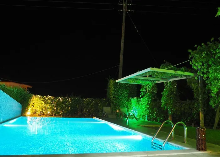 Villa Deluxe Chrousso Pool *